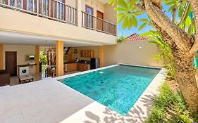 Taman Giri House 3 Bedrooms Nusa Dua